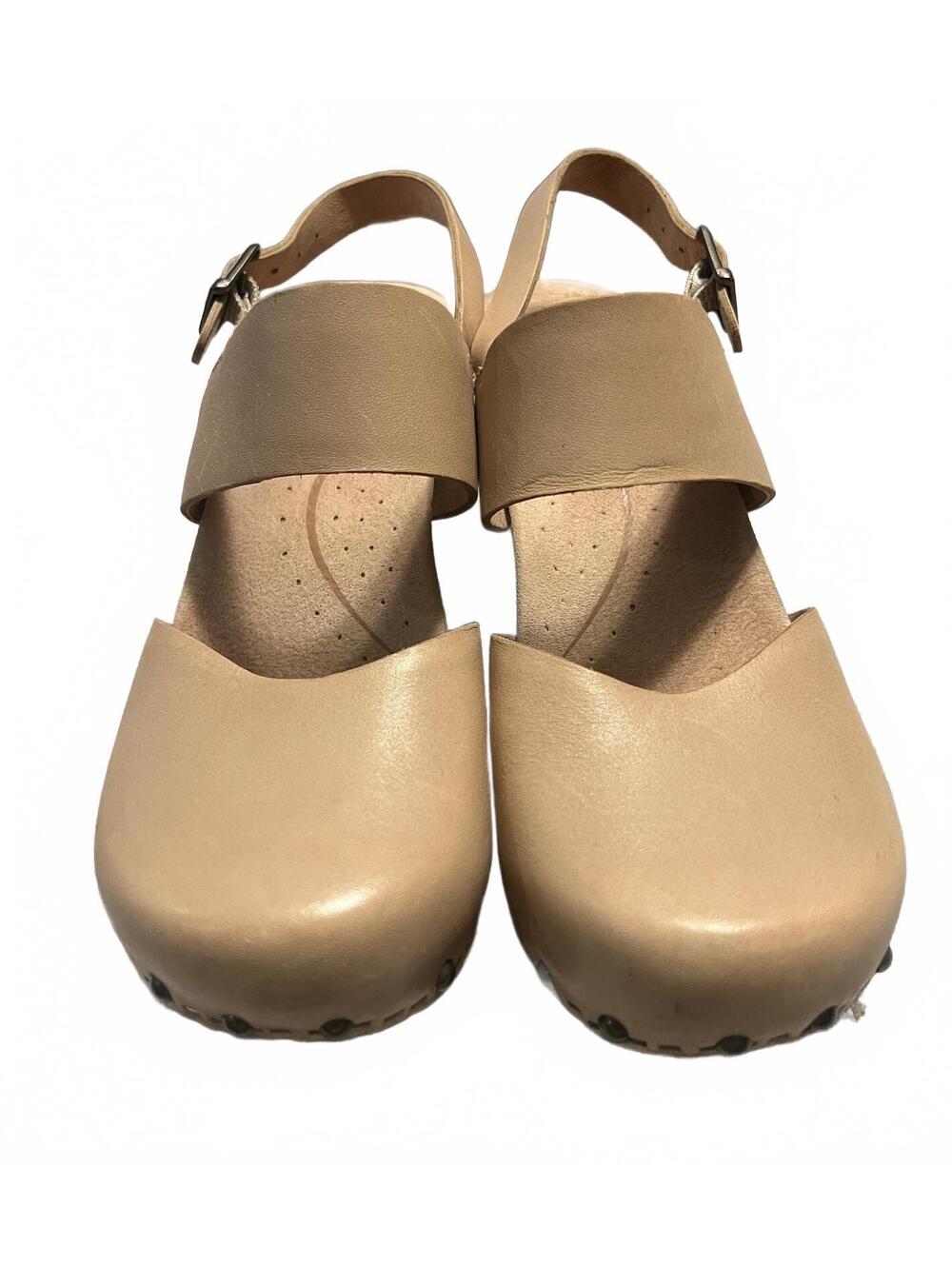 Dansko Sam Beige Leather Studded Wood Look Platform Cottage Clog Sandals 36 / 6 - Picture 2 of 8